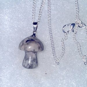 Boho Hippie Psychedelic Picasso Stone Mushroom Silver Neckl…